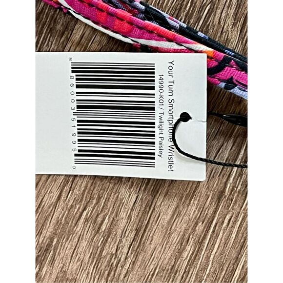 Vera Bradley‎ Smartphone Wrislet Twilight Paisley Turn Lock Wallet Colorful NWT - Picture 7 of 8